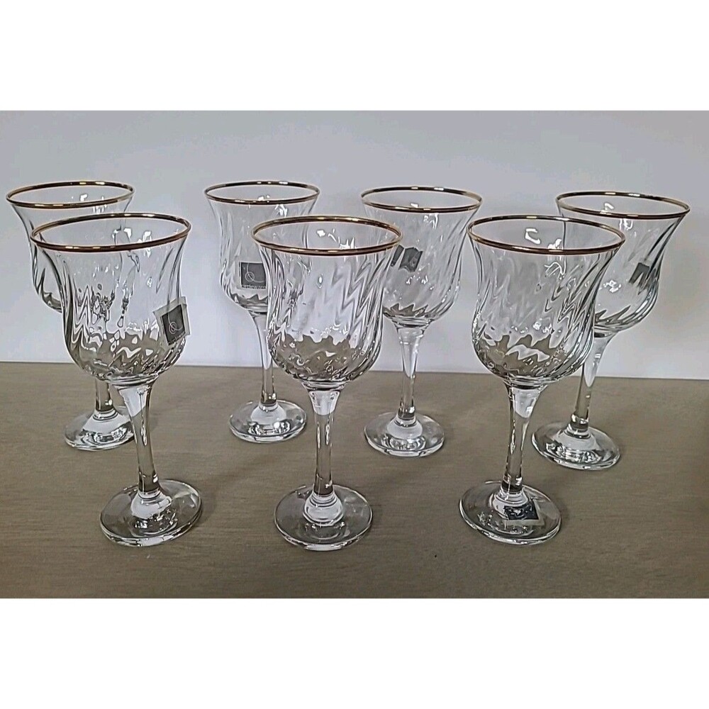 Set of 7 Circleware Maxim Stemware 8 oz Wine Glasses Gold Rim Swirl 7.5"